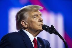 Cựu Tổng thống Donald Trump 'xui' đảng Cộng hòa để Mỹ vỡ nợ