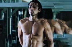 Nam diễn viên người Mỹ: 'Tôi đã giảm 26 kg để về Việt Nam đóng phim'
