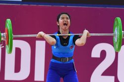 Nâng 36kg, nữ đô cử Campuchia vẫn giành HCĐ SEA Games