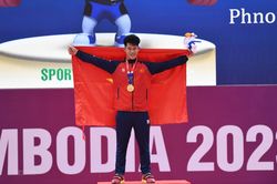 Trần Minh Trí giành huy chương Vàng, phá kỷ lục SEA Games ở môn cử tạ