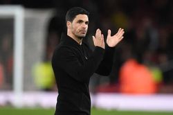 HLV Arteta: 'Arsenal không nghĩ tới việc mất chức vô địch'
