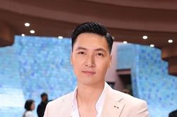 Mạnh Trường kỷ niệm 20 năm ngày yêu, nói một câu đủ biết quyền lực của 'nóc nhà'