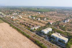Nhà đầu tư chờ 'bắt đáy' đất nền phía Nam