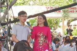 TPHCM: Trường học không tổ chức Lễ tri ân và trưởng thành phô trương, gây tốn kém