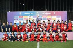 Bóng đá nữ Việt Nam giành 4 HCV SEA Games liên tiếp