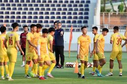 Chủ tịch VFF khích lệ U22 Việt Nam
