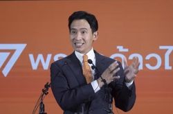 Bầu cử Thái Lan: Lãnh đạo trẻ Pita tự tin với chiến thắng, ông Prayuth có thể 'ngược dòng'?