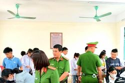 Công an Thanh Hóa ra quân kiểm tra việc chấp hành pháp luật của học sinh