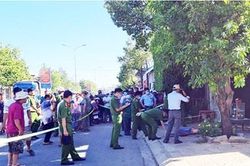 Dùng rựa tấn công gia đình hàng xóm khiến 3 người thương vong