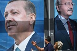 Bầu cử Thổ Nhĩ Kỳ: Ông Erdogan dẫn đầu, nhưng khó tránh vòng nước rút