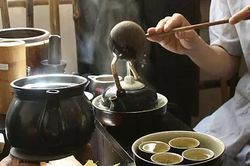Bí quyết giảm cân từ ngồi thiền và uống trà xanh