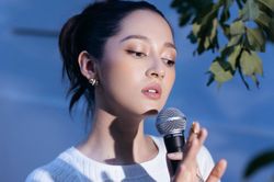 Bảo Anh lần đầu lên tiếng sau loạt tin đồn bầu bí, sinh con