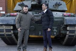 Lối thoát nào cho cuộc xung đột quân sự tại Ukraine?