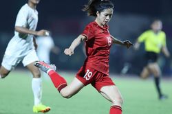 Cựu Quả bóng Vàng Việt Nam khẳng định siêu phẩm của Thanh Nhã không hề 'ăn may'