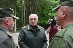 Belarus tung ảnh, video bác bỏ tin đồn về Tổng thống Lukashenko