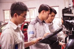 Tăng nguồn lực, khuyến khích học sinh khá giỏi vào giáo dục nghề nghiệp