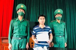 Bắt quả tang đối tượng tàng trữ trái phép chất ma túy