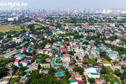 Nghệ An tiếp tục nắng nóng gay gắt, có nơi trên 40 độ C