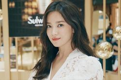 Song Hye Kyo bất ngờ bị mắng 'lố quá chừng', dân tình quay xe tuyên bố không nên tin tưởng