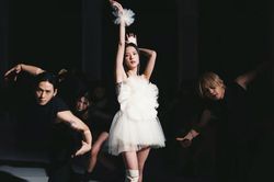 Tranh cãi khả năng vũ đạo của Jisoo: Idol toàn cầu nhưng nhảy như tập dưỡng sinh