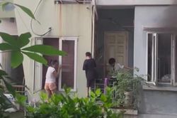 2 bé trai cùng gia đình leo ban công thoát khỏi vụ cháy nhà lúc sáng sớm ở Hà Nội