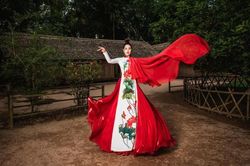 Áo dài 'Sen - Kính dâng Người'