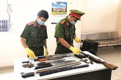 Bộ Công an nêu lý do cấp thiết sửa luật về quản lý sử dụng vũ khí, công cụ hỗ trợ