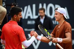 Djokovic bị loại sốc tại Rome Masters