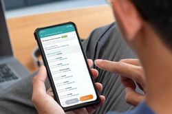 Gần 75% người trưởng thành có tài khoản ngân hàng