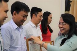 TPHCM: Tuyên dương các tập thể, cá nhân tiêu biểu trong học tập và làm theo Bác