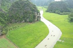 Ninh Bình: Tam Cốc - Bích Động xây dựng điểm đến văn minh du lịch