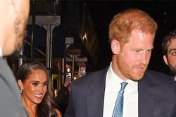 Giới chức New York phản hồi tin vợ chồng Hoàng tử Harry bị paparazzi rượt đuổi