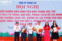 Nghệ An tuyên dương điển hình tiên tiến học tập và làm theo tư tưởng, đạo đức, phong cách Hồ Chí Minh
