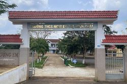 Nữ giáo viên Ngữ văn thừa nhận hành vi tát học sinh trong giờ thi