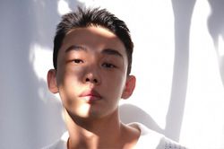 Yoo Ah In bị thẩm vấn 21 tiếng trong cuộc điều tra thứ 2