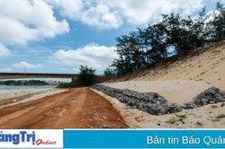 Gần 16,2 tỉ đồng xây dựng đê hữu sông Bến Hải đoạn qua thôn Bắc Sơn, xã Trung Giang