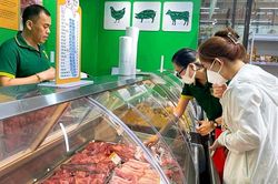 Giá lợn hơi ngày 18/5: Cao nhất 57.000 đồng/kg