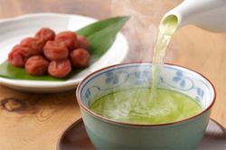 Nước vối sẽ 'cực hại' nếu bạn uống theo kiểu này