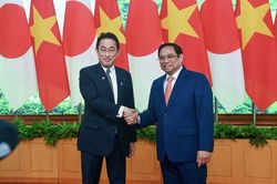 Thủ tướng lên đường đến Nhật Bản dự Hội nghị Thượng đỉnh G7 mở rộng