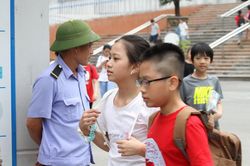 Hà Nội bắt đầu tuyển học sinh 'toàn điểm 10' vào lớp 6