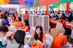Tuyển sinh 2023: Xét học bạ sớm, giành suất vào đại học