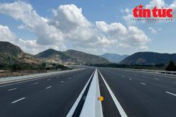 Ngắm hai cao tốc Nha Trang - Cam Lâm, Vĩnh Hảo - Phan Thiết dài 150 km đi vào khai thác