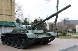 Cải tiến đặc biệt của Ukraine: Lắp tháp pháo BMP-2 lên xe tăng T-62 chiến lợi phẩm