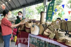 Chủ động khai thác thị trường khi nông sản đến vụ