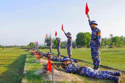 Lữ đoàn 101 tổ chức kiểm tra '3 tiếng nổ' cho chiến sĩ mới