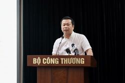 Giảm lệ phí trước bạ sẽ giúp hỗ trợ doanh nghiệp sản xuất, lắp ráp ô tô