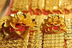 Giá vàng hôm nay 19/5: Vàng thế giới giảm sâu