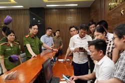 Thí điểm dùng căn cước gắn chip trong thông báo lưu trú điện tử