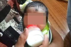 Bé gái 1 tháng tuổi bị bỏ rơi ở sân chùa