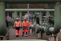 Giá LNG châu Âu xuống mức thấp nhất kể từ năm 2021